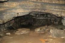 внутри Игнатьевской пещеры